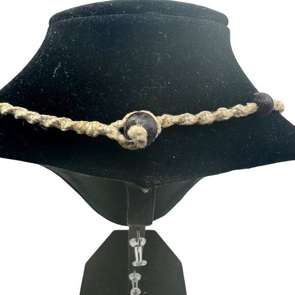 Handcrafted Infinity Knot Necklace With Beads - Picture 3 of 4